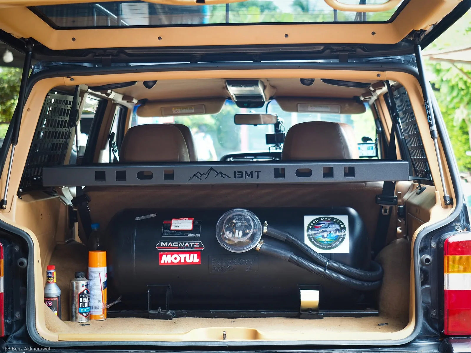 ชั้นวางของท้ายรถ Jeep Cherokee XJ รูปที่ 6