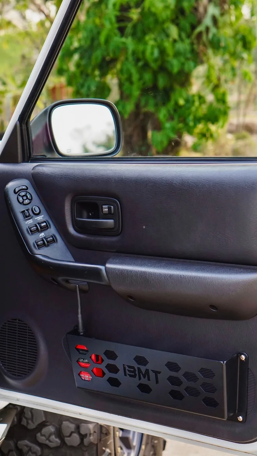 ช่องเก็บของ MOLLE แผงประตู Jeep Cherokee XJ รูปที่ 2