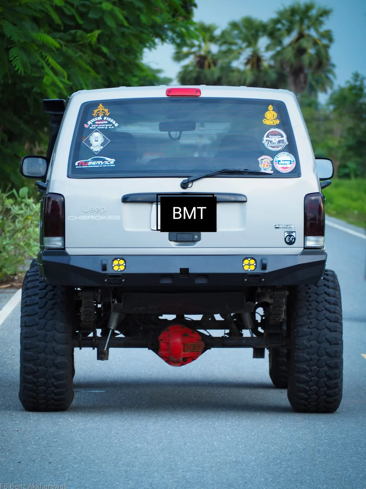 กันชนหลังเหล็ก Jeep Cherokee XJ รูปที่ 2