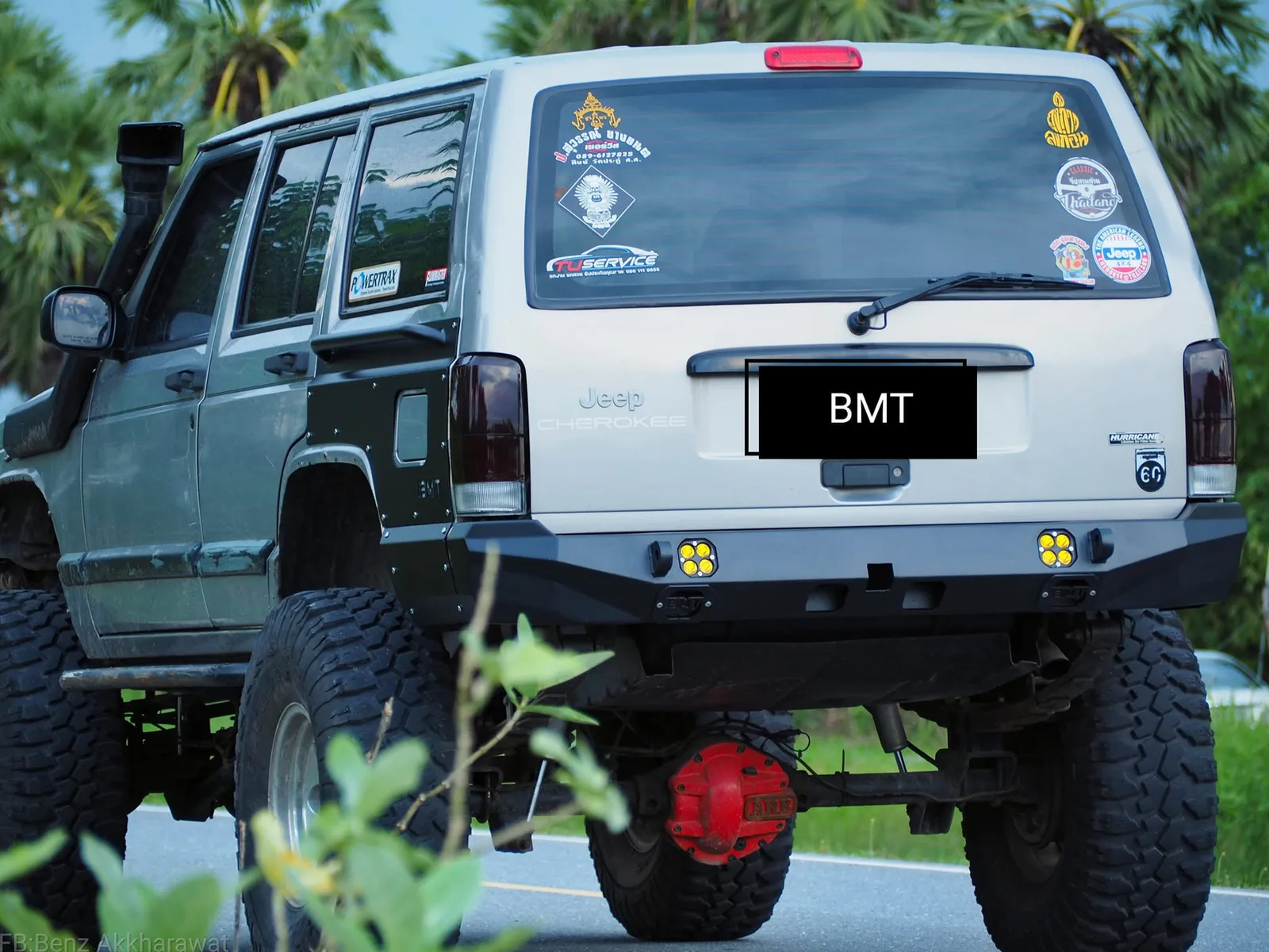 กันชนหลังเหล็ก Jeep Cherokee XJ รูปที่ 3
