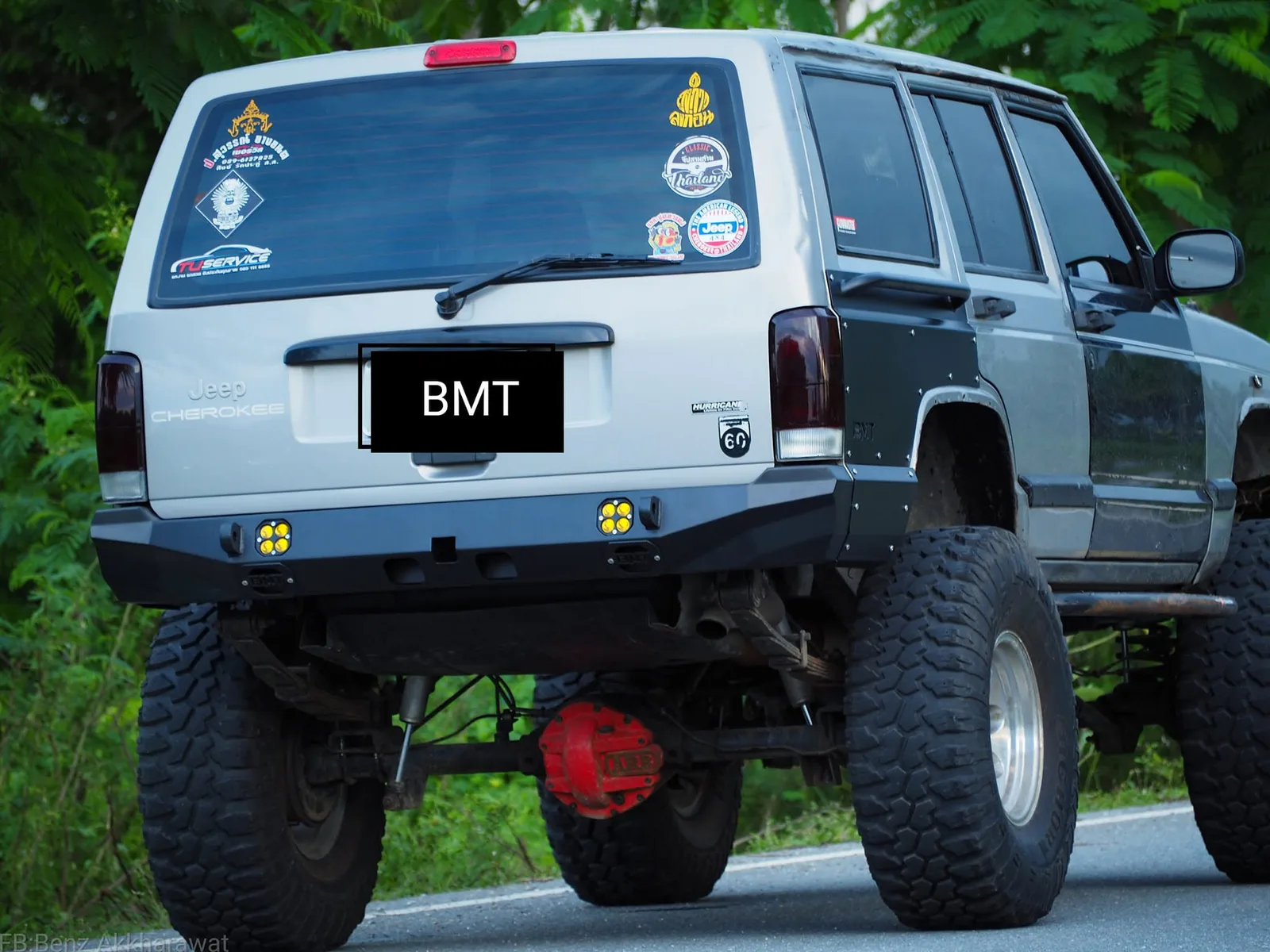 กันชนหลังเหล็ก Jeep Cherokee XJ รูปที่ 4