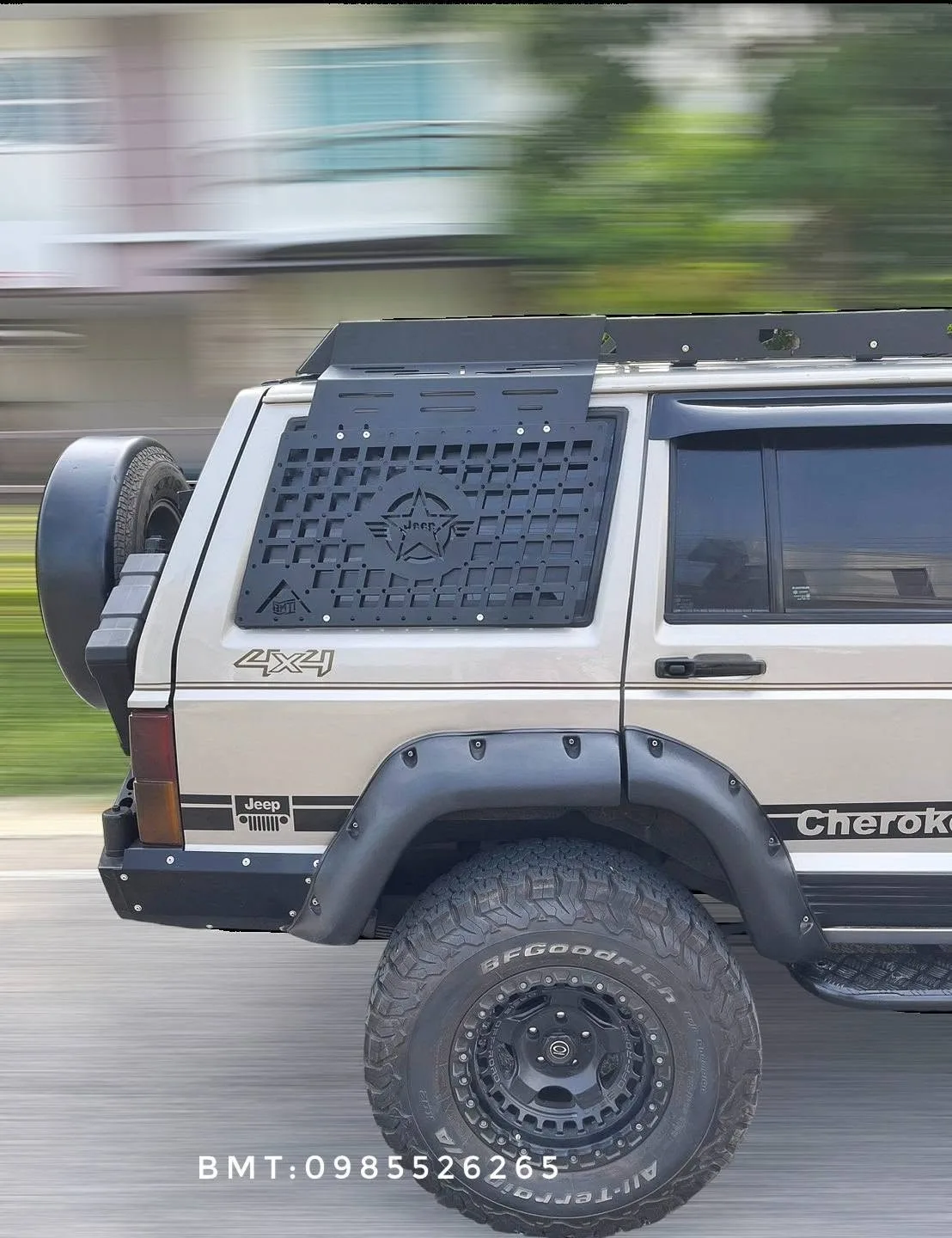 แผ่น MOLLE กระจกข้างท้าย (ภายนอก) Jeep Cherokee XJ รูปที่ 3