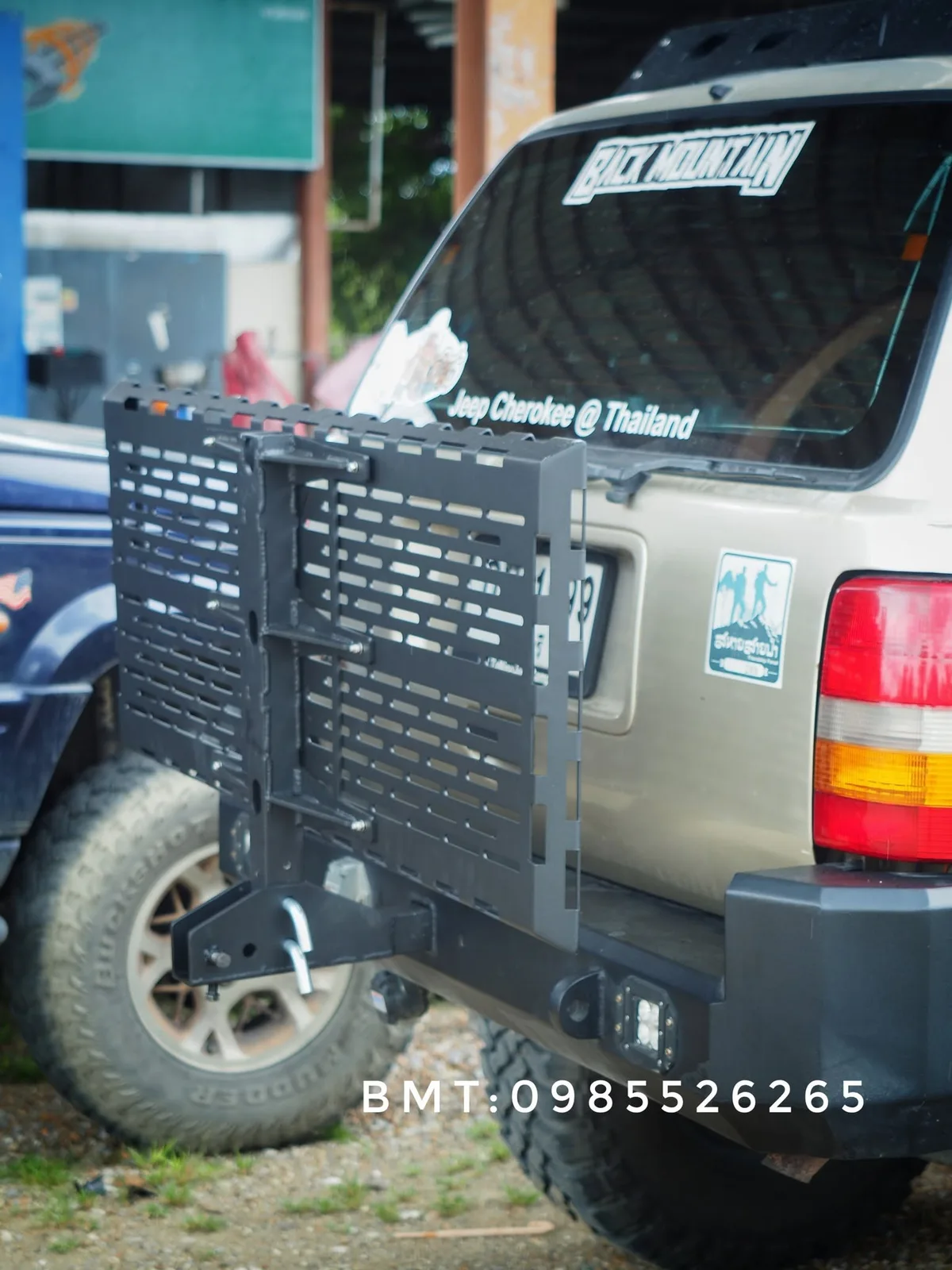 แผ่น MOLLE กระจกข้างท้าย (ภายนอก) Jeep Cherokee XJ รูปที่ 6