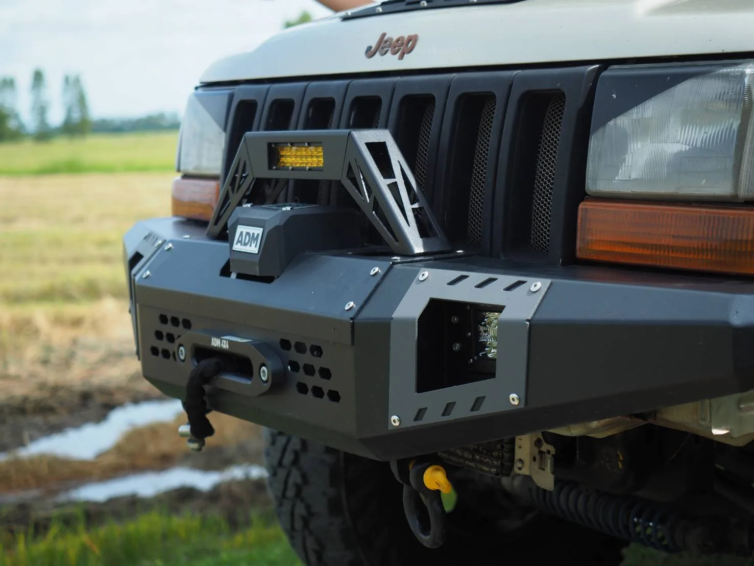 กันชนหน้าเหล็ก ZJ รุ่นใส่วินช์ พร้อมไฟตัดหมอก LED รูปที่ 6