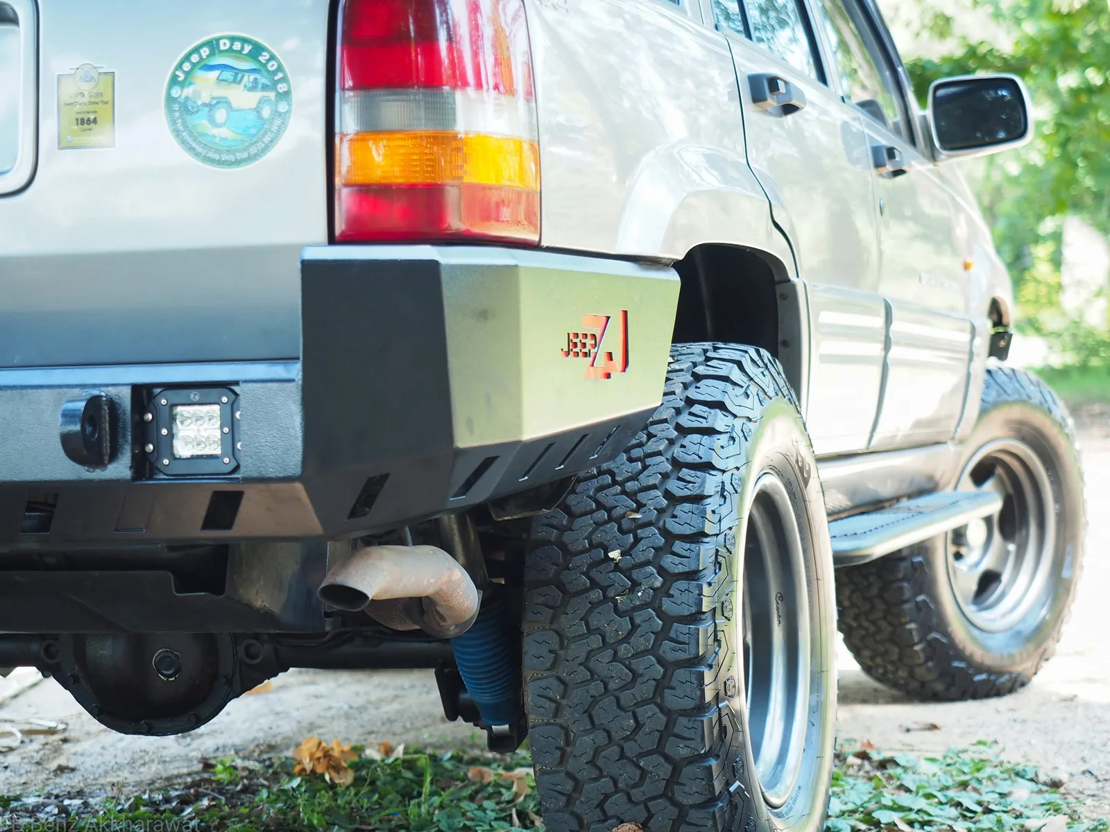 กันชนหลังเหล็ก Jeep Grand Cherokee ZJ รูปที่ 3