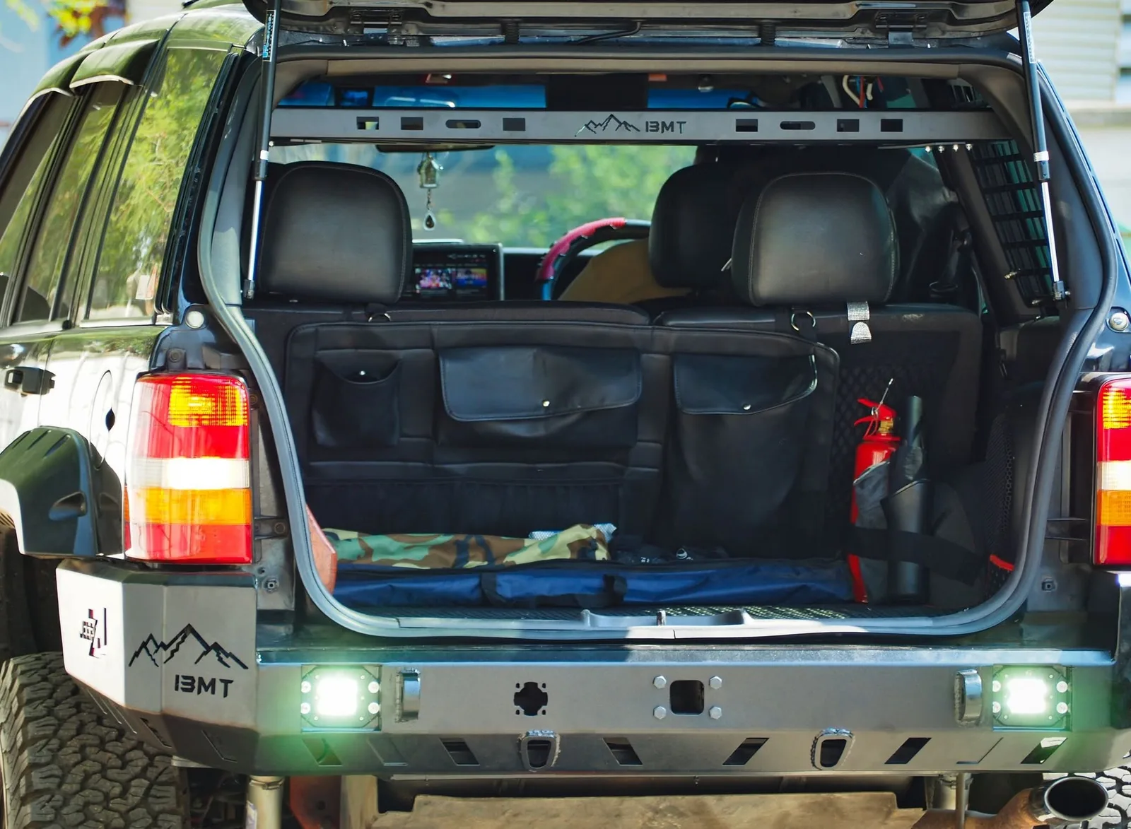 กันชนหลังเหล็ก Jeep Grand Cherokee ZJ รูปที่ 7